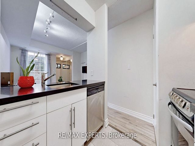 272 - 3 Everson Dr