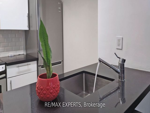 272 - 3 Everson Dr