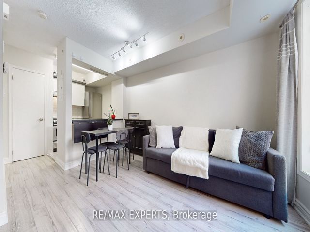 272 - 3 Everson Dr