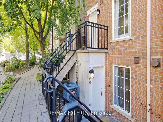 272 - 3 Everson Dr