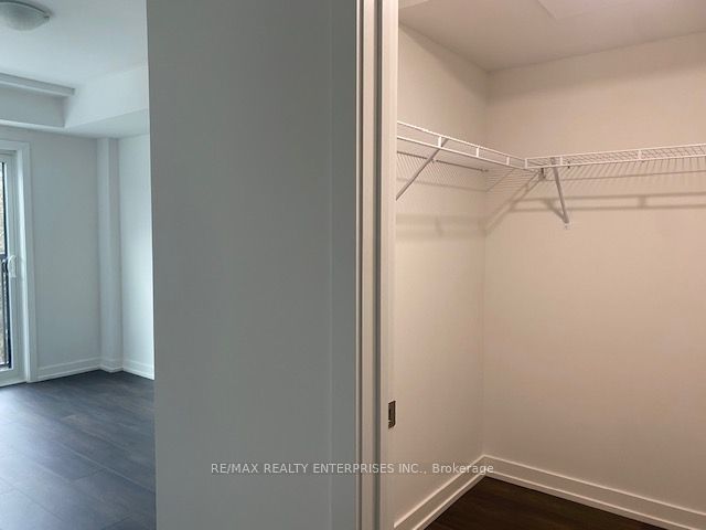 C224 - 1660 Victoria Park Ave
