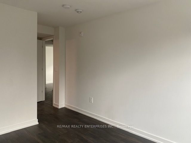 C224 - 1660 Victoria Park Ave