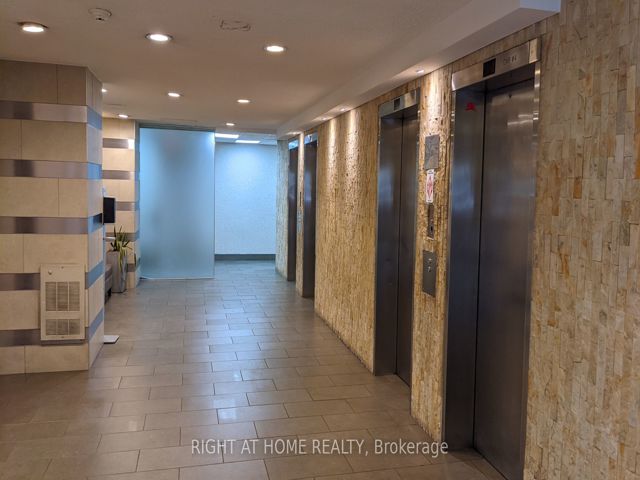801 - 5 Parkway Forest Dr