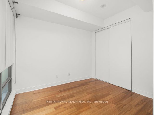 101 - 21 Scollard St