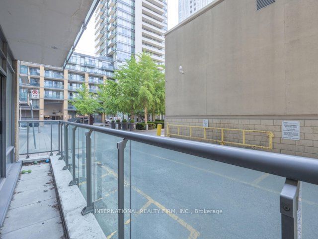 101 - 21 Scollard St
