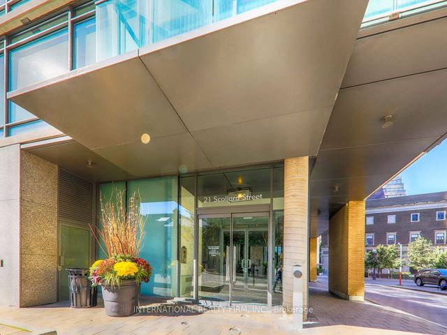 101 - 21 Scollard St