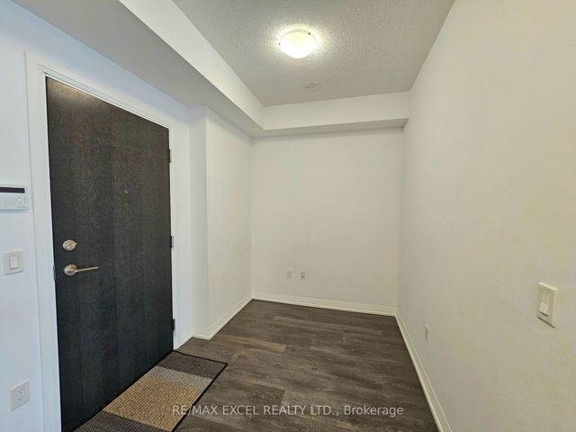 1806 - 50 Ann O'reilly Rd