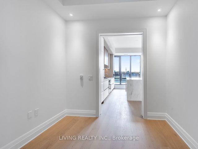 606 - 2 Forest Hill Rd