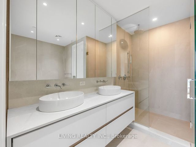 606 - 2 Forest Hill Rd