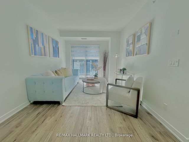 221 - 621 Sheppard Ave E