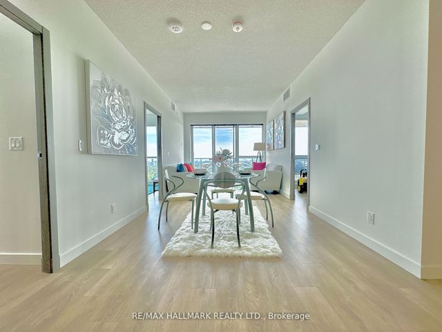 1902 - 25 Mcmahon Dr