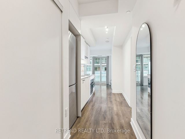 1402 - 195 Redpath Ave