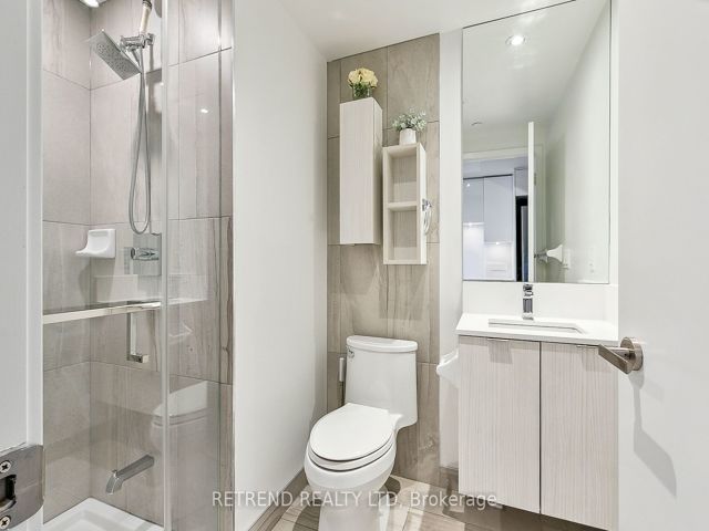 1402 - 195 Redpath Ave