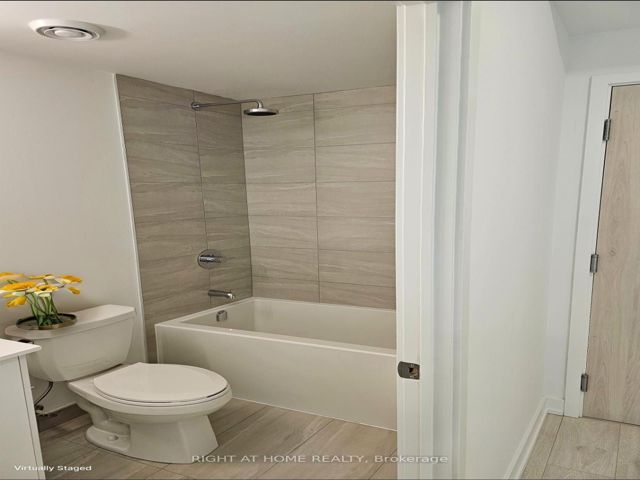 711 - 181 Sheppard Ave E