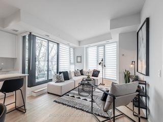 215 - 250 Lawrence Ave W