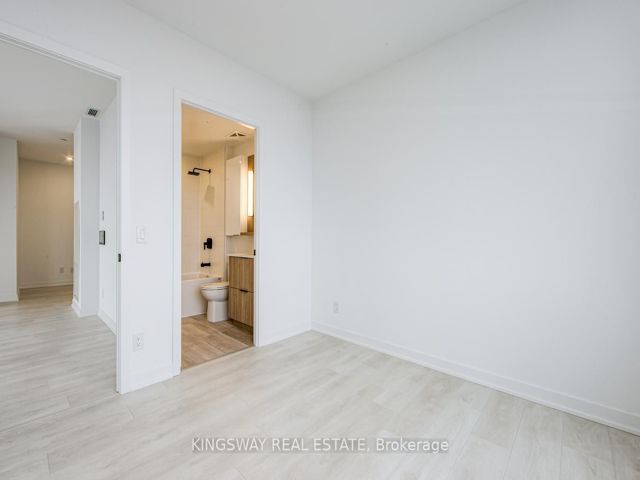 LP02 - 5 Defries St