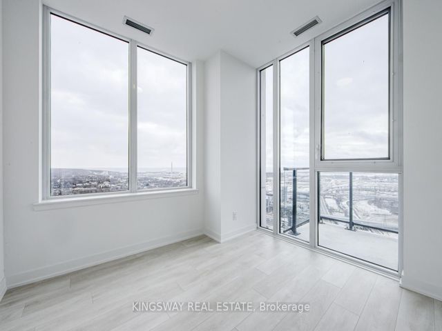 LP02 - 5 Defries St