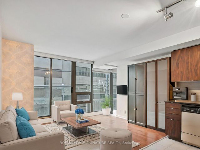 201 - 33 Lombard St