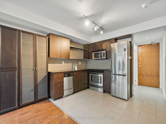 201 - 33 Lombard St