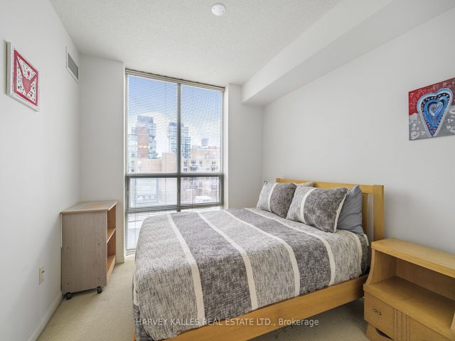 1009 - 311 Richmond St E