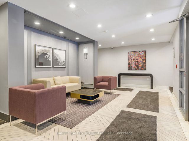 1009 - 311 Richmond St E