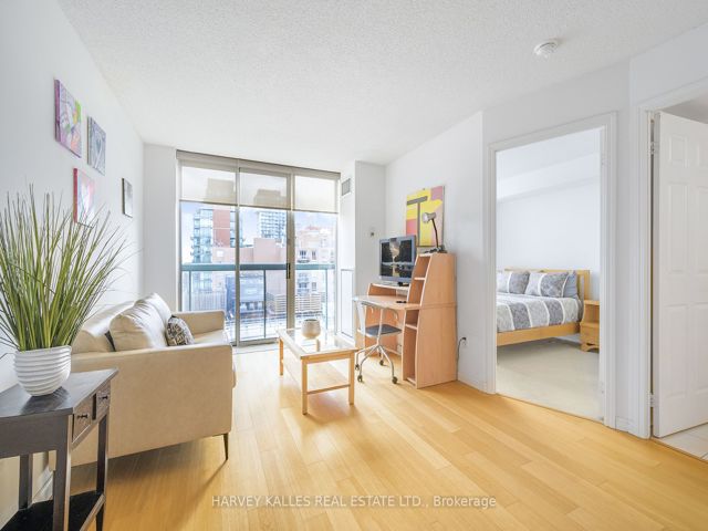 1009 - 311 Richmond St E