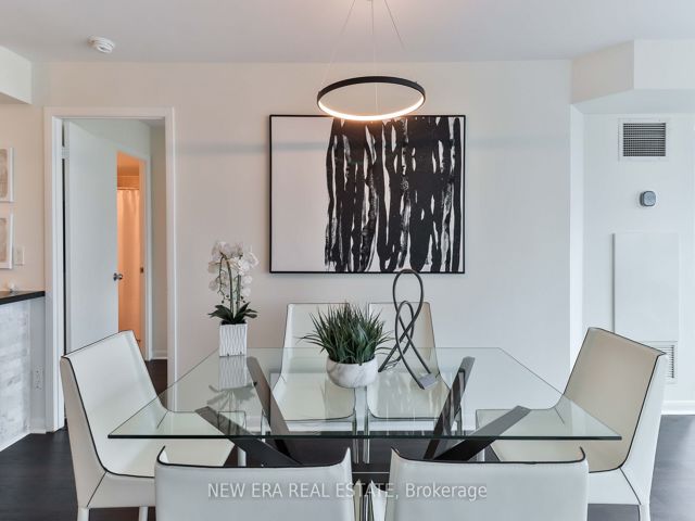 613 - 219 Fort York Blvd