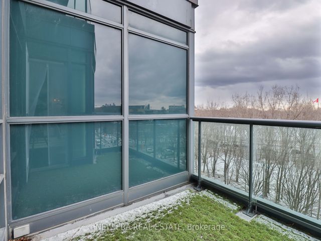 613 - 219 Fort York Blvd