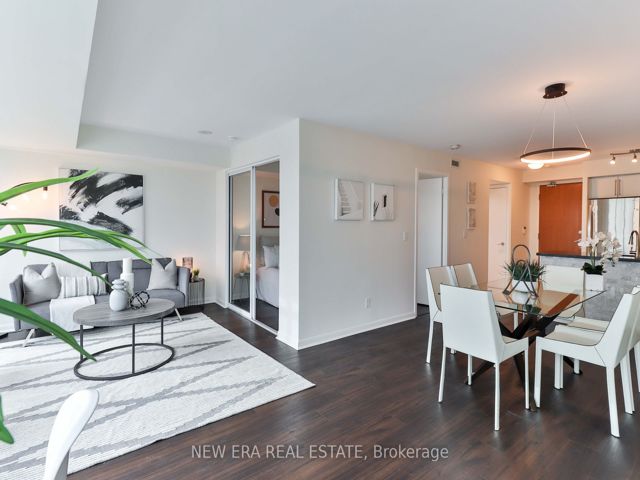 613 - 219 Fort York Blvd