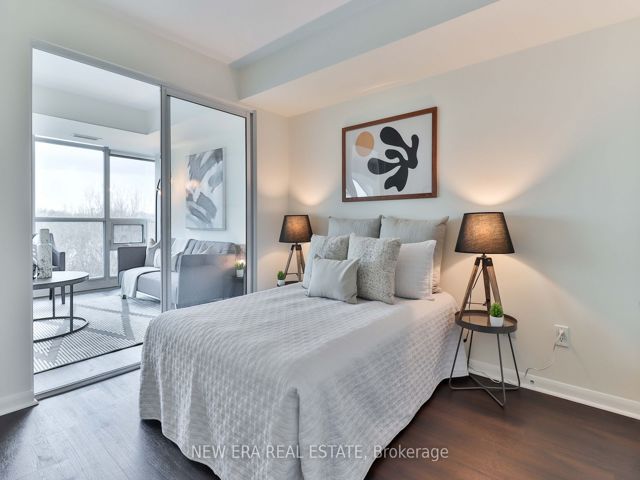 613 - 219 Fort York Blvd