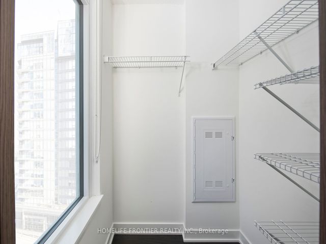 1103 - 19 Bathurst St