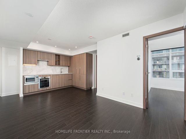 1103 - 19 Bathurst St