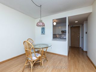 516 - 20 Fashion Roseway