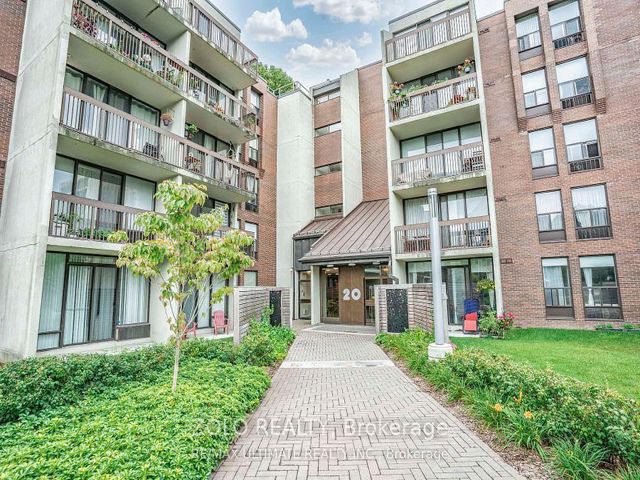 516 - 20 Fashion Roseway