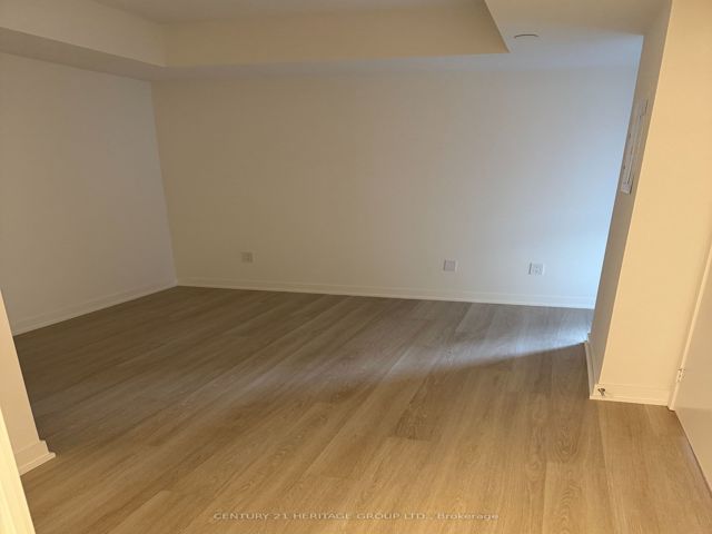 452 - 500 Wilson Ave