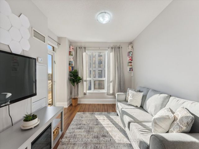 614 - 100 Harrison Garden Blvd