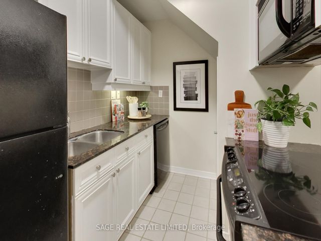 203 - 1785 Eglinton Ave E