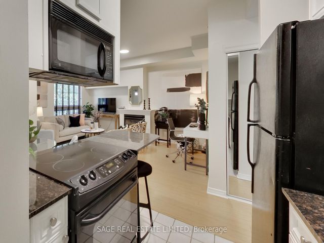 203 - 1785 Eglinton Ave E