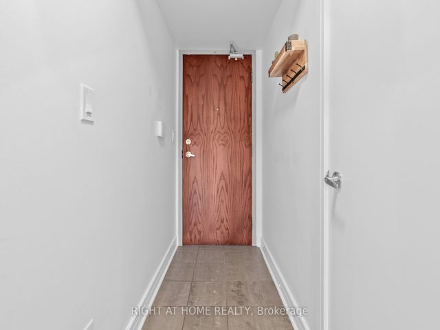 209 - 16 Harrison Garden Blvd
