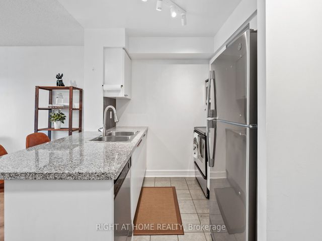 209 - 16 Harrison Garden Blvd