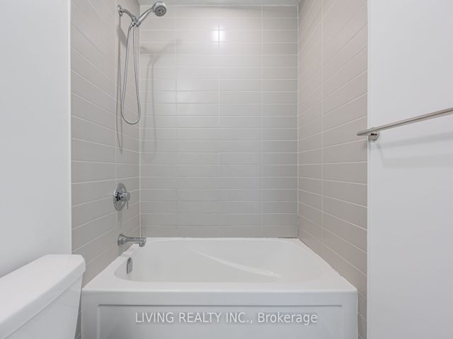 510 - 20 Tubman Ave