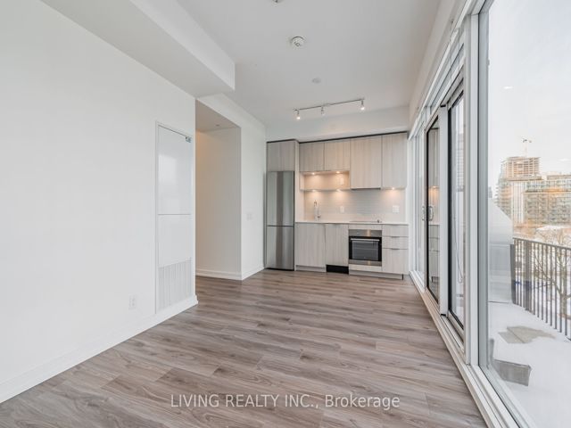 510 - 20 Tubman Ave