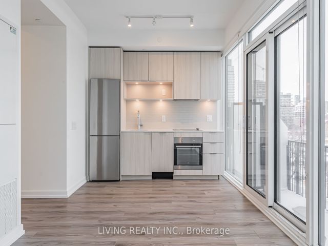 510 - 20 Tubman Ave