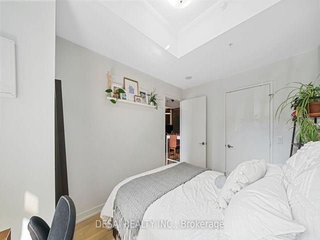 N103 - 120 Bayview Ave S