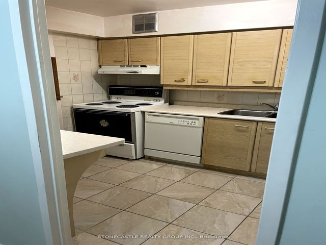 1805 - 1338 York Mills Rd