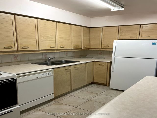 1805 - 1338 York Mills Rd