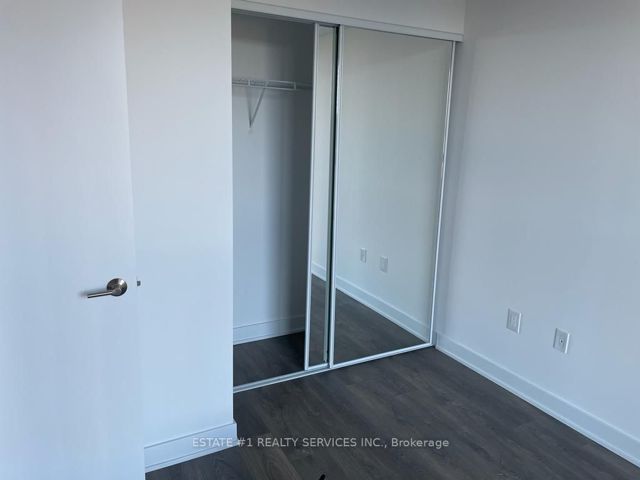 611 - 130 River St