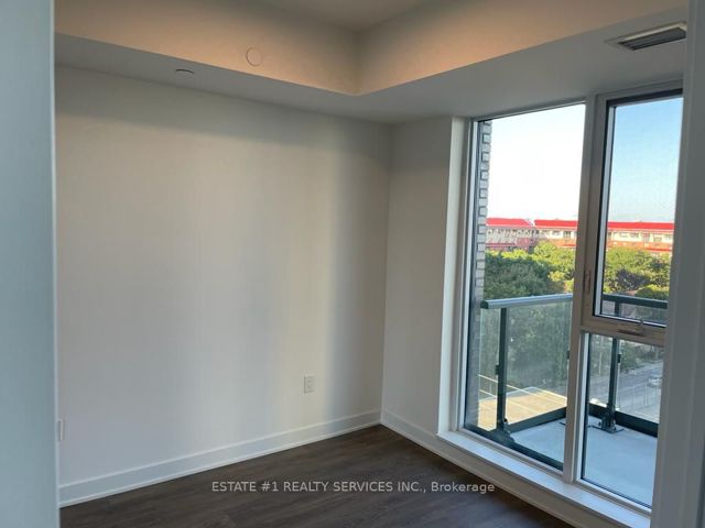 611 - 130 River St