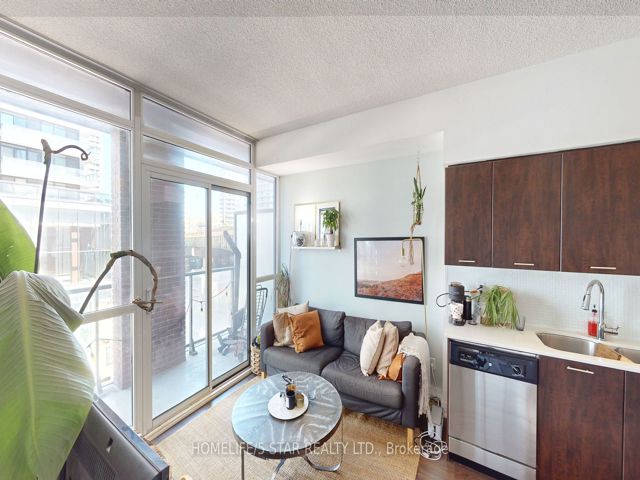 308 - 169 Fort York Blvd