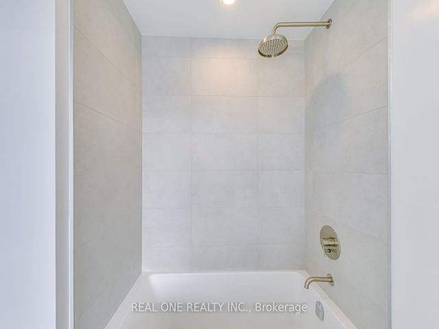 1520 - 2020 Bathurst St